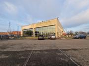Capannone in vendita di 829 m² in Via Monte Grappa, 80