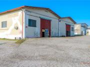 Capannone in vendita di 840 m² in Corso Italia, 660