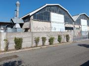 Capannone in vendita di 900 m² in Via dei Muratori, 5