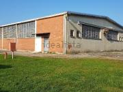 Capannone in vendita di 900 m² in Via Tripoli