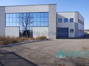 Capannone in vendita di 901 m²