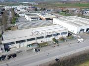 Capannone in vendita di 910 m² in Via Aldo Moro, 1