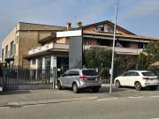 Capannone in vendita di 950 m² in Corso Europa Unita