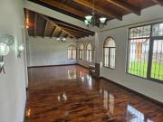 CAPELO ARRIENDO AMPLIA CASA DE UNA PLANTA
