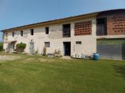 Capezzano Pianore Cascinale con terreno