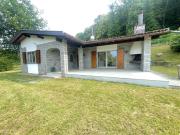 Capriasca, Lopagno Haus im Grünen mit Wiese und Wald