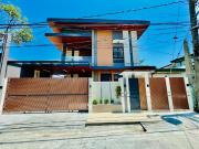 Captivating Modern House and Lot w/ Pool for Sale in BF...
