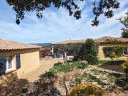 Carces Villa parfait état sur 1.400m² + annexes: 5...