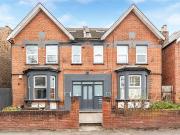 Carisbrooke Road, Walthamstow, London E17, 2 bed flat to...
