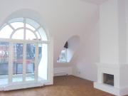 CARLSTADT, EXKLUSIVE 2 ZI. WHG AUFZUG, EBK, GÄSTE WC,...