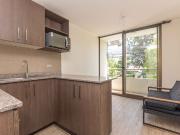 Carmen Mena 1050 1 Est /1 Bod [757 3]