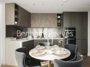 Carnation Way, London SW8, 3 bedroom flat to rent...