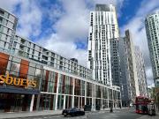 Carnation Way, London SW8, 5 bed flat to rent, £38,999...