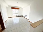 Carnaxide T3 Central Prédio Pequeno