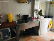 Carnicería con mobiliario y licencia