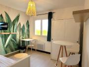 CARNON COQUET STUDIO RENOVE PROCHE MER !