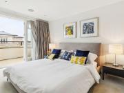 Carnwath Road, London SW6, 2 bedroom flat to rent...