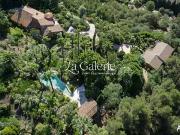 Carqueiranne 83320 Achat / Vente maison 9 pièces t9 piscine