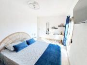 Carrer de la Reina, Valencia, Valencian Community 46011