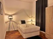 Carrer de Pau Claris ROOM 4 Pau Claris 153