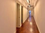Carrer de Pau Claris Room 6 pau claris 153