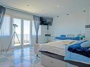 Carretera de Vallvidrera al Tibidabo