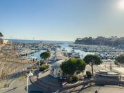 Carry le Rouet: T3 lumineux avec terrasse vue port au...