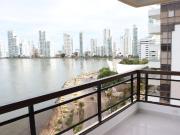Cartagena Vendo en Bocagrande frente a la bahia, remodelado!