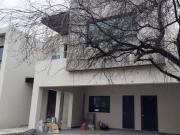 CAS EN VENTA VALLE ALTO