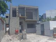 Cas nueva con alberca sola en venta, sobre calle,...