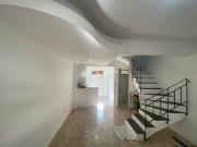 Casa em condominio fechado 2 Dormitórios