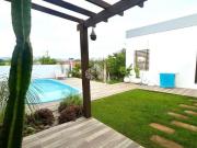 Casa 02 dormitórios com piscina no bairro Arroio Grande...