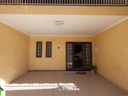 Casa 03 Dormitórios + 01 Quarto Multiuso + Varanda +...