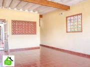 Casa 03 Dormitórios + 03 W.C’S + Varanda + Quintal Verde...