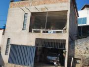 CASA 03 QUARTOS 2 VAGAS