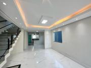 Casa 03 quartos a venda no bairro Jardim Imperial em...