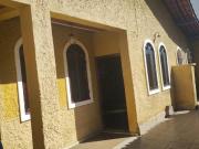 CASA 03 QUARTOS E 03 VAGAS