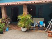 CASA 03 QUARTOS, SUITE E 02 VAGAS