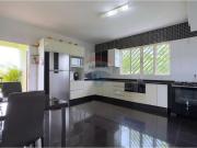 Casa 04 quartos, Linda vista no condomínio Verde Jardim...