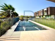 CASA 100% ELÉCTRICA CON PANELES SOLARES CONDOMINIO 24/7