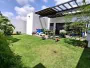 CASA 1 NIVEL EN FRACCIONAMIENTO EN JIUTEPEC PAR VIAL