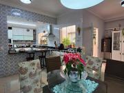 Casa com 3 dormitórios, 230 m² venda por R$ 1.600.000,00...