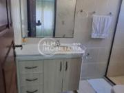 Casa 2/4 no Primeiro Andar com Piscina, prÃ³xima Ã...