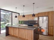 Casa 250m2, 3 recamaras y Roof Garden Privado y terraza...