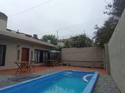 CASA 2 AMB VENTA OLIVOS CON JARDIN PILETA COCHERA