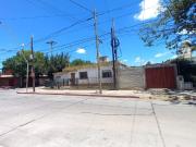 Casa 2 dorm. Cochera y asador B° Los Naranjos