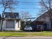 Casa 2 dorm con Local venta La Plata lote 15x45