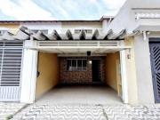 Casa 2 Dormitórios + 2 wcs + Quintal + Terraço + espaço...