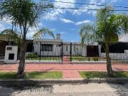 Casa 2 dormitorios B° POETA LUGONES