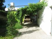 Casa 2 dormitorios con cochera en VENTA Tolosa